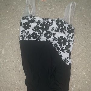 Eleve leotard can be from size small to medium